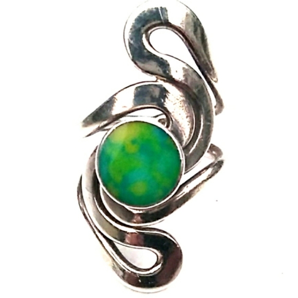 VINTAGE Artisan 925 Silver Green Stone Ring Unique *SALE PRICE THRU  FEB.19 ONLY - Picture 3 of 16